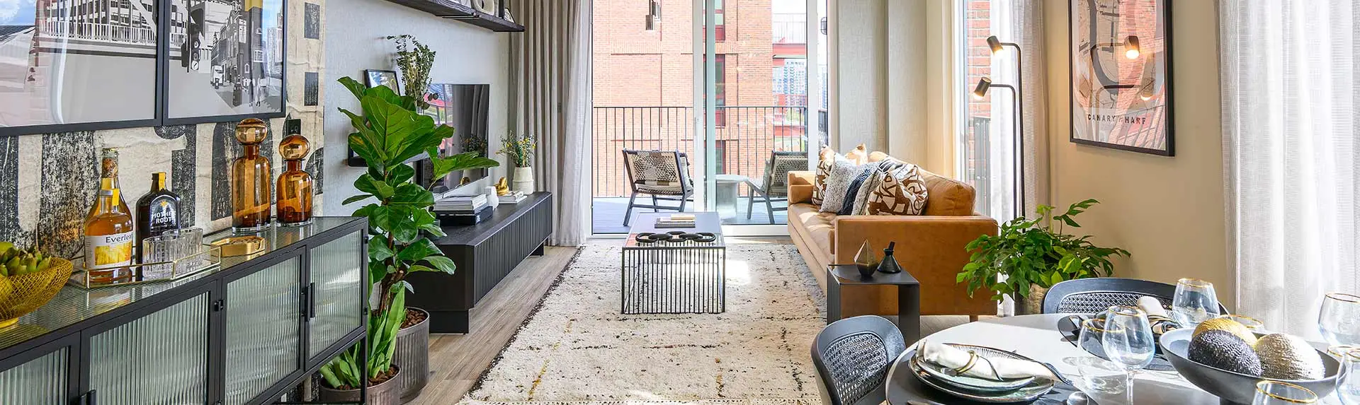 Banner Heron Wharf living room banner 7