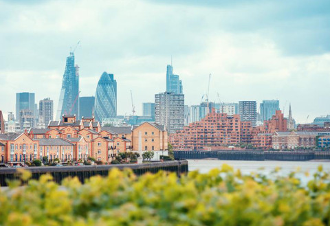 Waterside properties for sale in Bridge House Quay, E14