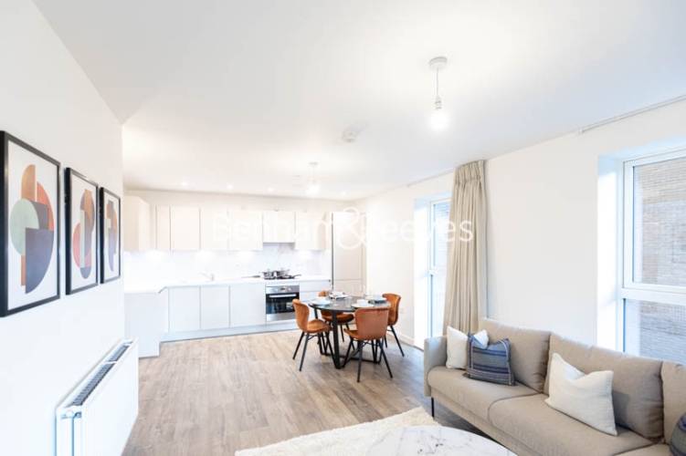 2  bedrooms flat to rent in East Acton Lane, Acton, W3-image 6