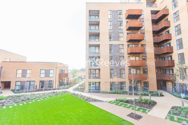 2  bedrooms flat to rent in East Acton Lane, Acton, W3-image 9