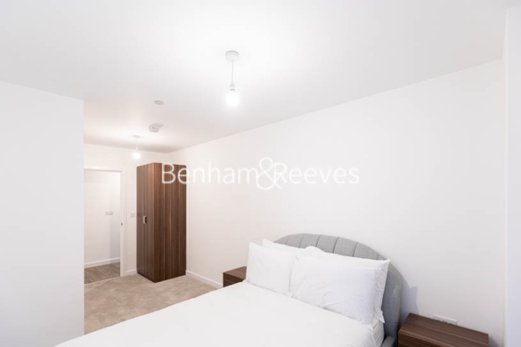 2  bedrooms flat to rent in East Acton Lane, Acton, W3-image 16
