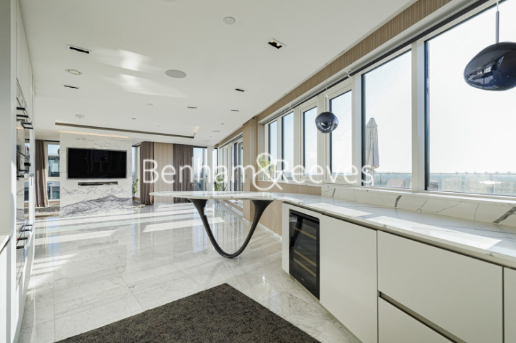 3  bedrooms flat to rent in Longfield Avenue, Ealing, W5-image 17