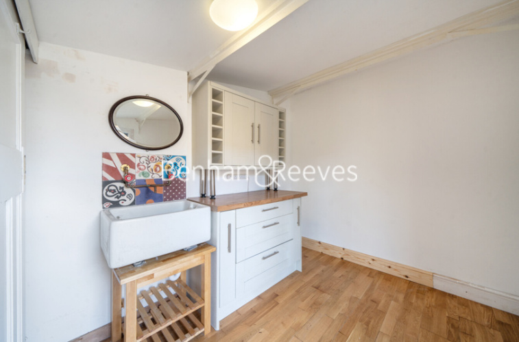 4  bedrooms house to rent in Brentmead gardens, Ealing, NW10-image 16