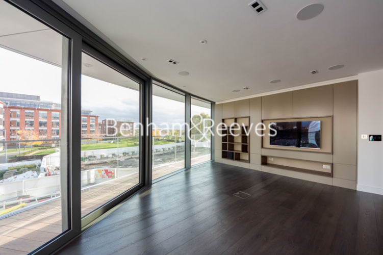 2  bedrooms flat to rent in Parr's Way, Fulham Reach, W6-image 1