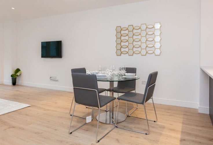2  bedrooms flat to rent in Beadon Road, Fulham, W6-image 4
