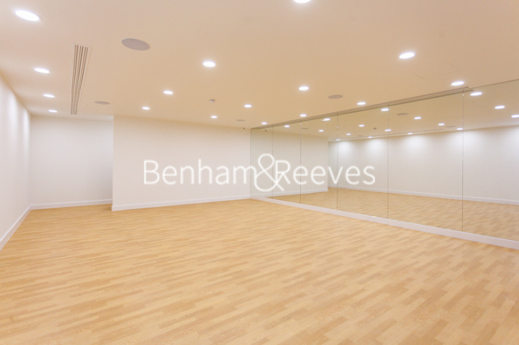 1  bedroom flat to rent in Ariel House, Vaughan Way, E1W-image 13
