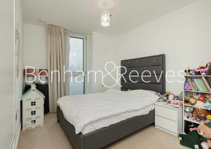 2  bedrooms flat to rent in Gordian Apartments, Greenwich, SE10-image 3