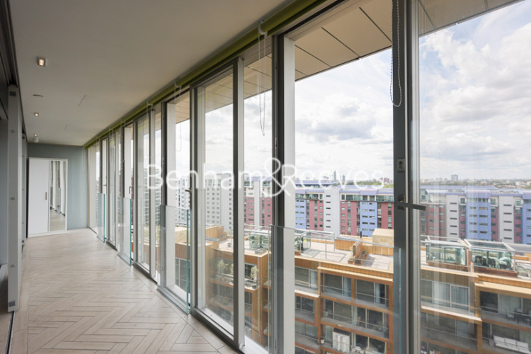 2  bedrooms flat to rent in Dawson House, Circus Road West, SW11-image 5