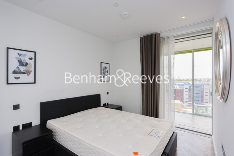 2  bedrooms flat to rent in Dawson House, Circus Road West, SW11-image 9