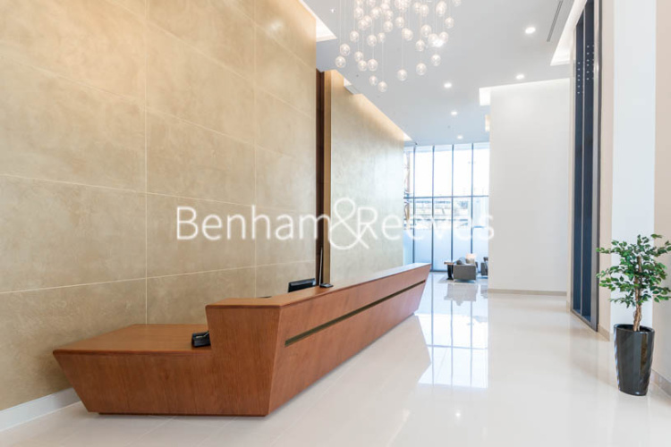 2  bedrooms flat to rent in Wandsworth Road, Nine Elms Point, SW8-image 7
