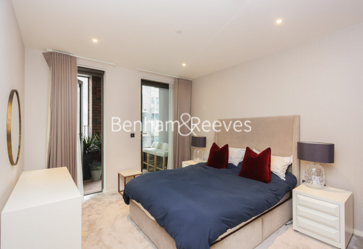 2  bedrooms flat to rent in New Union Square, Embassy Gardens, SW11-image 3