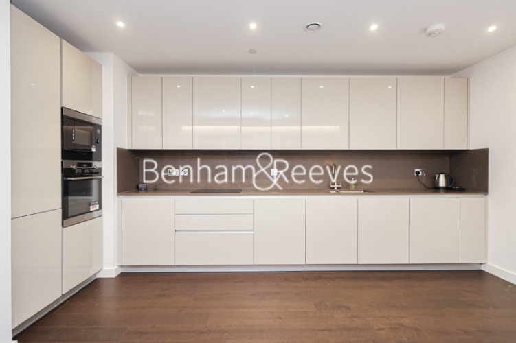 2  bedrooms flat to rent in Denver Building, Malthouse Road, SW11-image 2