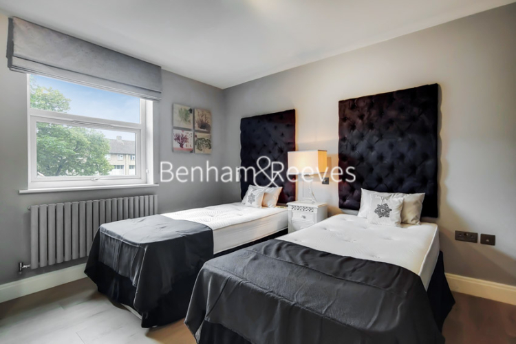3  bedrooms flat to rent in Boydell Court, St John's Wood, NW8-image 8