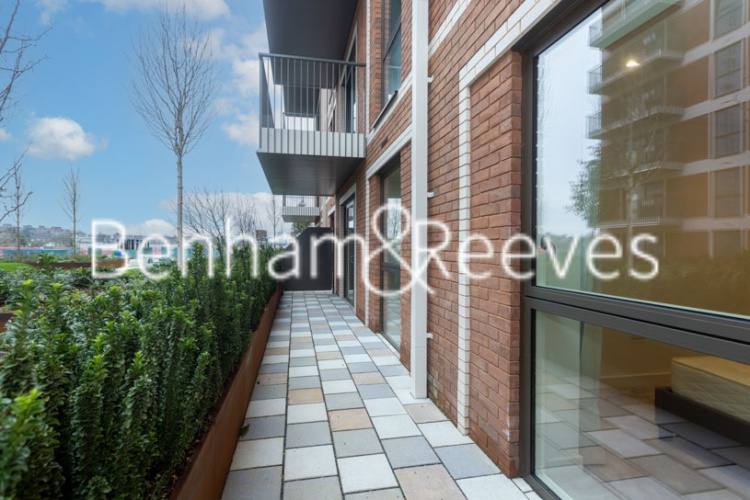 2  bedrooms flat to rent in The Hyde, West Hendon, NW9-image 6