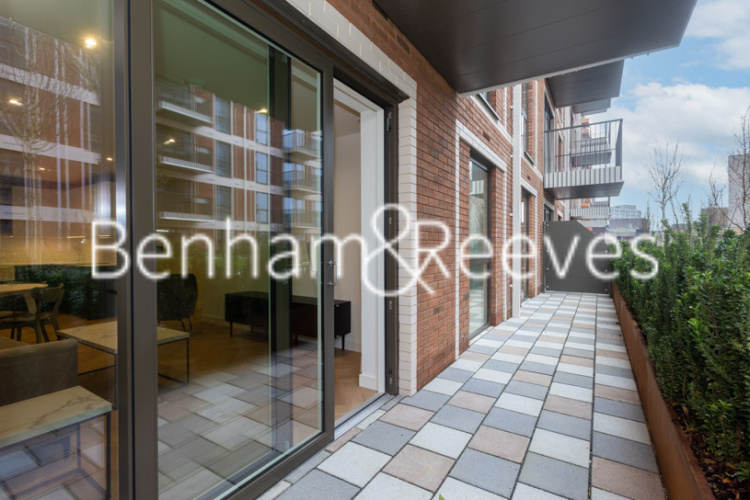 2  bedrooms flat to rent in The Hyde, West Hendon, NW9-image 13