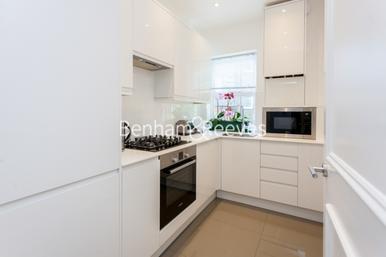 3  bedrooms flat to rent in Goldhurst Terrace, South Hampstead, NW6-image 24