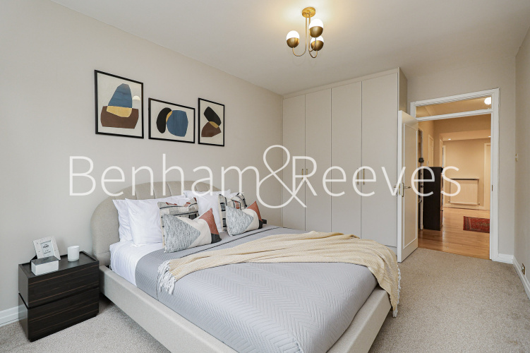 1  bedroom flat to rent in Montrose Court, Princes Gate, SW7-image 4
