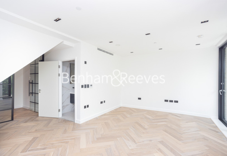 2  bedrooms flat to rent in Cluny Mews, Kensington, SW5-image 3