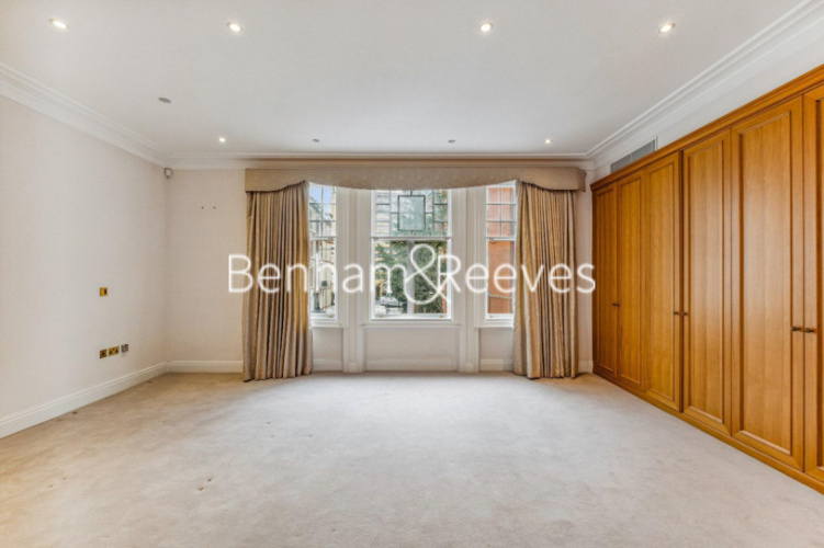 6  bedrooms house to rent in Cheniston Gardens, Kensington, W8-image 7