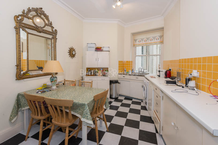 1  bedroom flat to rent in Kensington Court, Kensington, W8-image 5