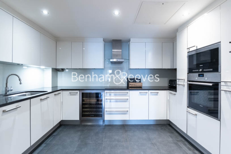 3  bedrooms flat to rent in Boulevard Drive, Colindale, NW9-image 2