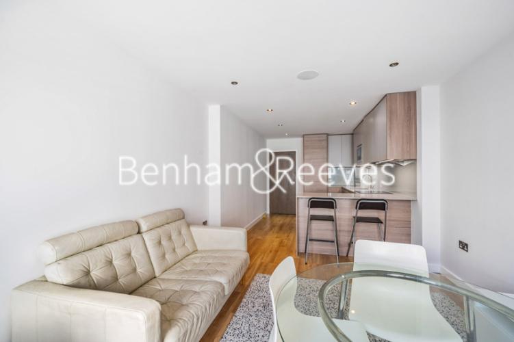 2  bedrooms flat to rent in Empire House, Colindale, NW9-image 1