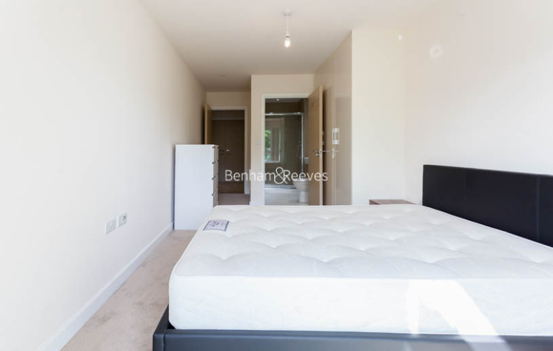 2  bedrooms flat to rent in Beaufort Square, Colindale, NW9-image 6