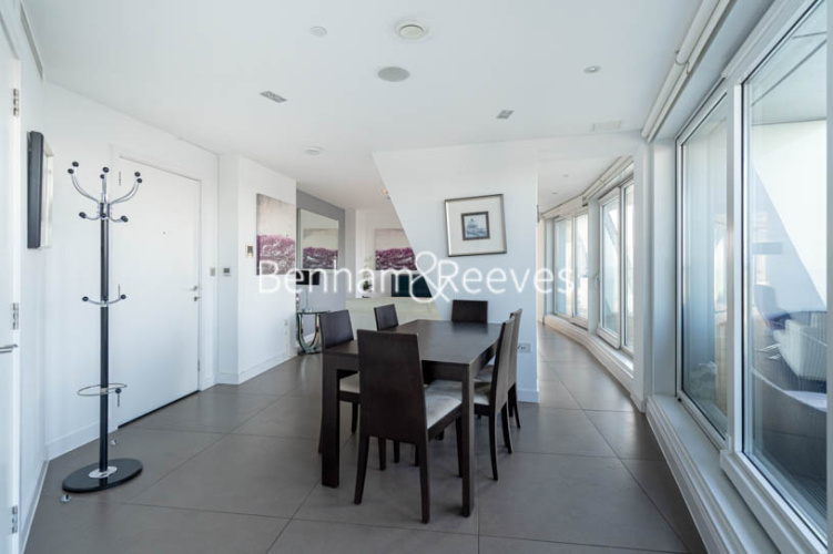 2  bedrooms flat to rent in City Road, Old Street, EC1Y-image 3