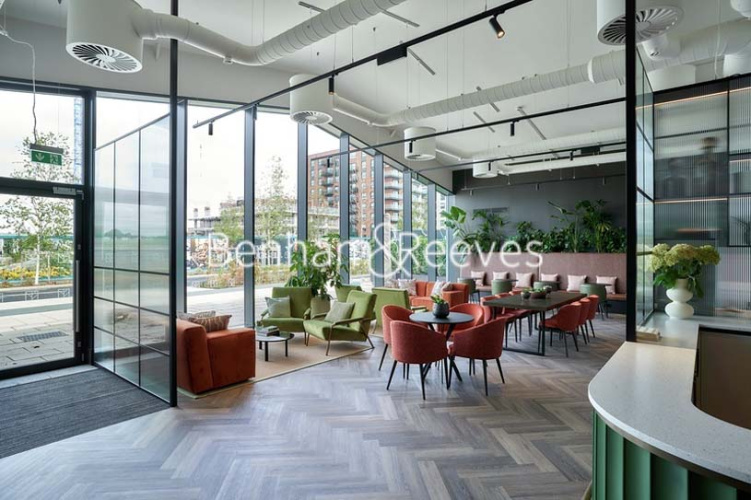 1  bedroom flat to rent in Accolade Avenue, Southall, UB1-image 12