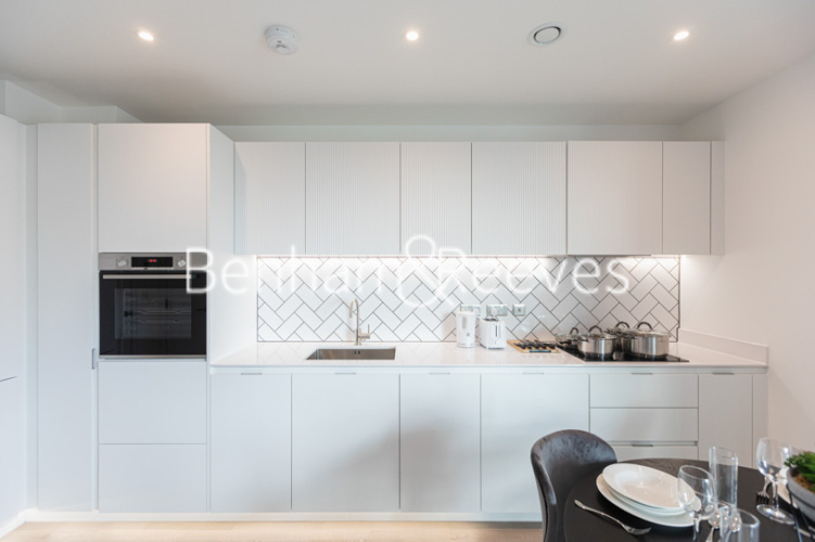 1  bedroom flat to rent in Cedrus Avenue, Southall, UB1-image 16