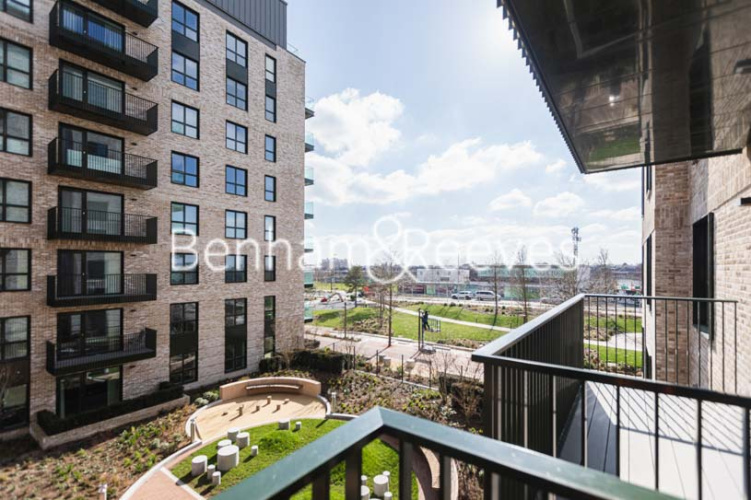 1  bedroom flat to rent in Cedrus Avenue, Southall, UB1-image 14