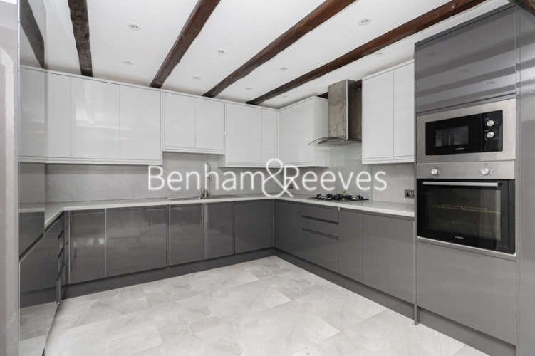 5  bedrooms house to rent in Swakeleys Road, Uxbridge, UB10-image 7