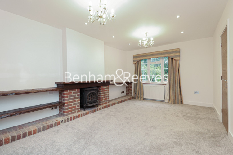 5  bedrooms house to rent in Swakeleys Road, Uxbridge, UB10-image 26
