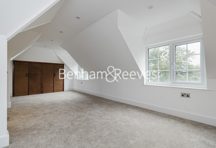 5  bedrooms house to rent in Swakeleys Road, Uxbridge, UB10-image 28