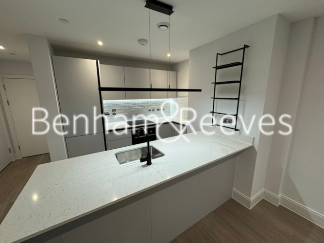 1  bedroom flat to rent in Memorial Avenue, Slough SL1-image 6