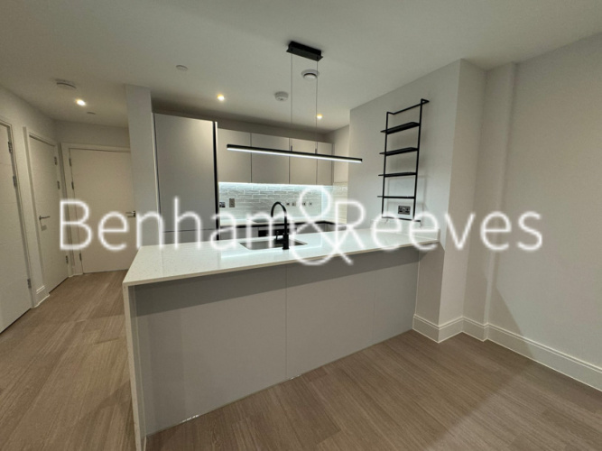 1  bedroom flat to rent in Memorial Avenue, Slough SL1-image 9
