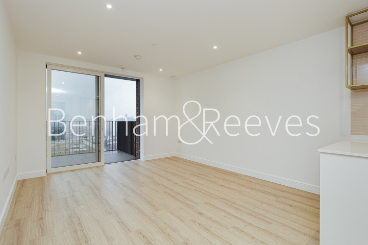 1  bedroom flat to rent in Quay Walk, Grand Union, HA0-image 1