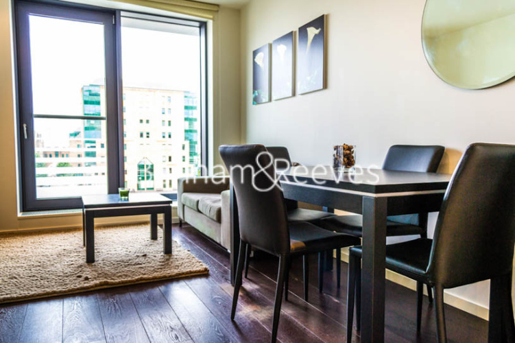 1  bedroom flat to rent in Baltimore Wharf, Oakland Quay, E14-image 3