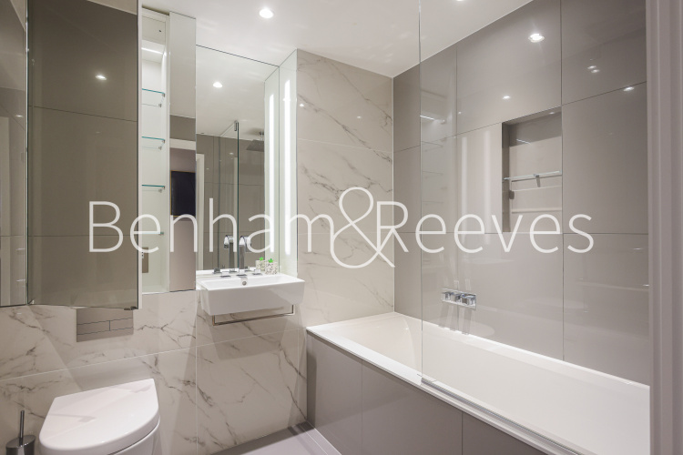 1  bedroom flat to rent in Hampton Tower, South Quay Plaza, E14-image 7