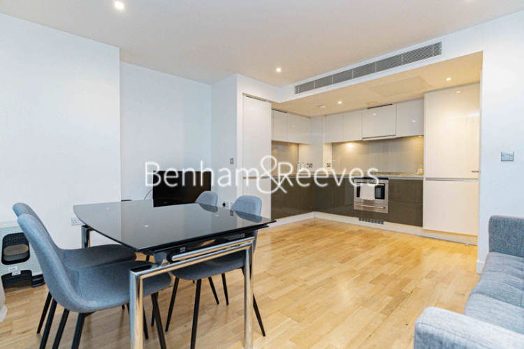1  bedroom flat to rent in west tower, Canary Wharf, E14-image 12