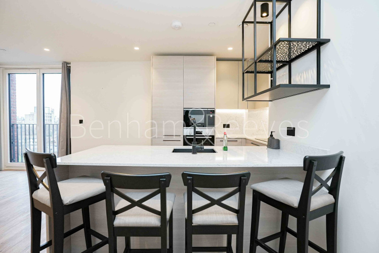 1  bedroom flat to rent in Hawser Lane, Poplar riverside, E14-image 4