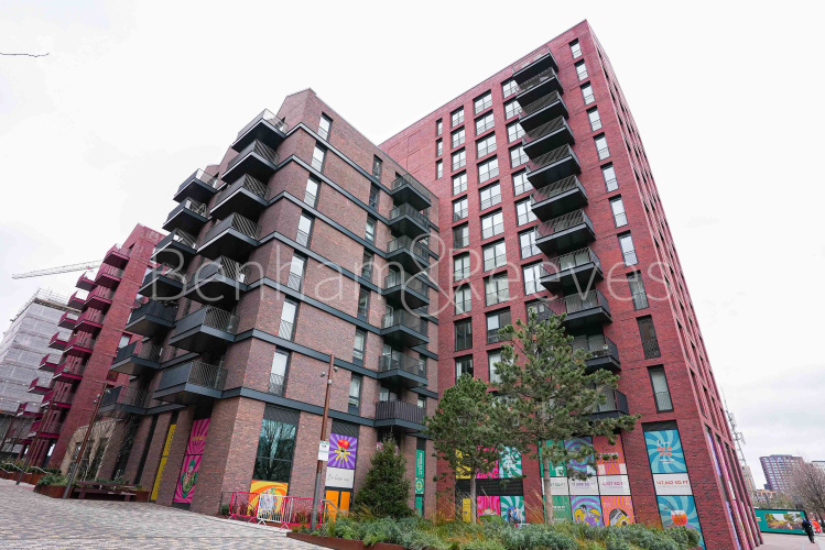 1  bedroom flat to rent in Hawser Lane, Poplar riverside, E14-image 23