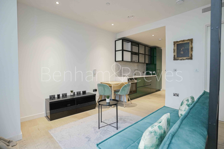 Studio flat to rent in Wards Place, Canary Wharf, E14-image 8