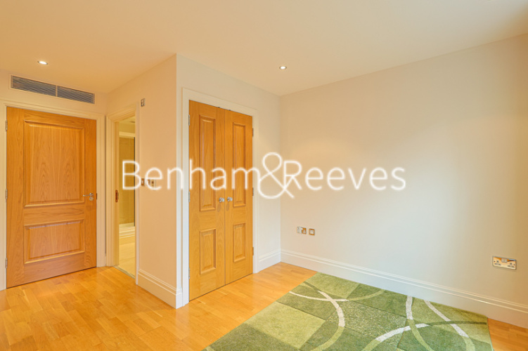 3  bedrooms flat to rent in Aspect Court, Imperial Wharf, SW6-image 21