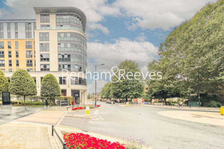 2  bedrooms flat to rent in Townmead Road, Imperial Wharf, SW6-image 5