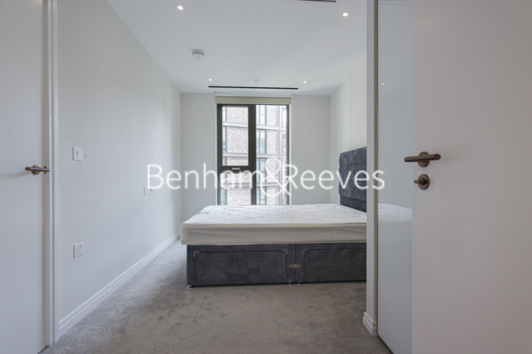 1  bedroom flat to rent in Michael Road, Imperial Wharf, SW6-image 14