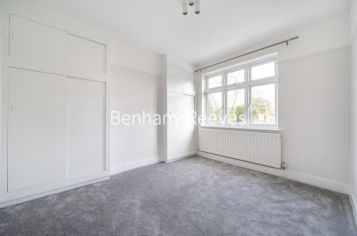 4  bedrooms house to rent in Brentmead gardens, Ealing, NW10-image 10