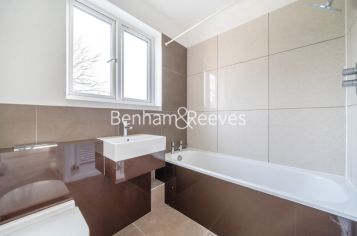 4  bedrooms house to rent in Brentmead gardens, Ealing, NW10-image 11