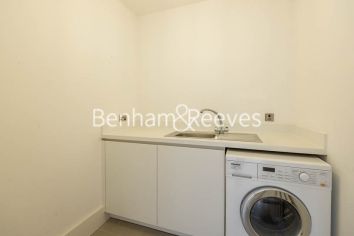 3  bedrooms flat to rent in Roehampton House, Roehampton, SW15-image 9