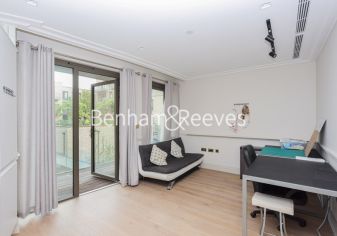 1  bedroom flat to rent in Queens Wharf, Crisp Road, W6-image 1